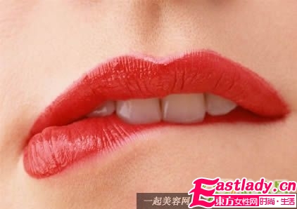 咬唇妝怎么畫 4點要求打造