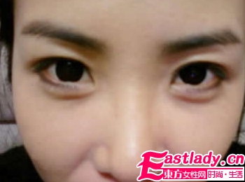 網(wǎng)友曬約會無暇甜美妝容步驟圖