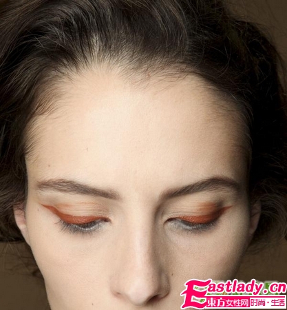 驚艷 暖橙色貓眼妝