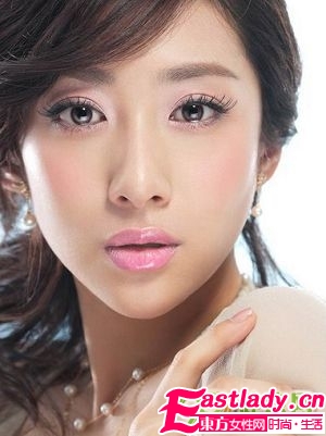 教你打造熟女靚眼妝