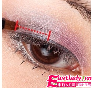 單眼皮及內(nèi)雙MM的雙眼皮眼妝