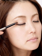 教你畫日系心機(jī)大眼妝