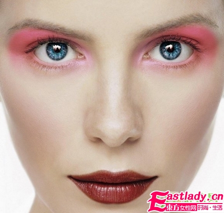 化妝 一管口紅全搞定