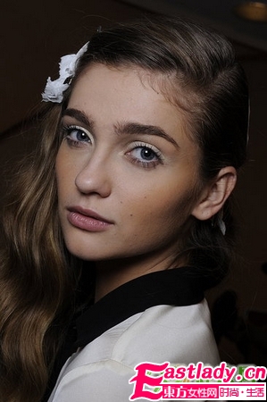 米蘭時(shí)裝周26個(gè)大牌精彩妝容