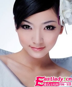 彩妝拯救單眼皮 電眼勾人