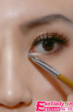 自然OR戲劇化 2款眼妝畫法