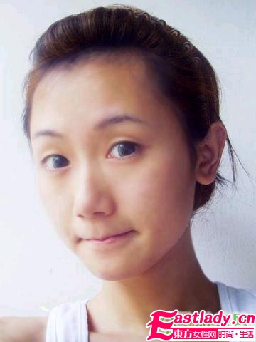 女人化妝前后的驚人變化