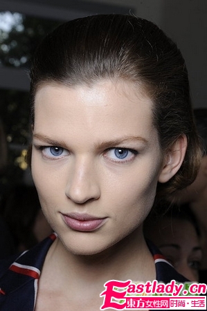 米蘭時(shí)裝周26個(gè)大牌精彩妝容
