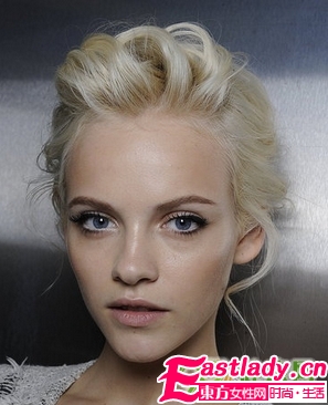 米蘭時(shí)裝周26個(gè)大牌精彩妝容