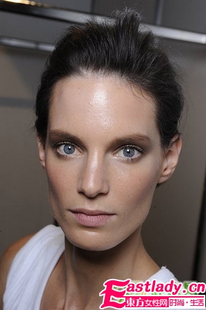 米蘭時(shí)裝周26個(gè)大牌精彩妝容