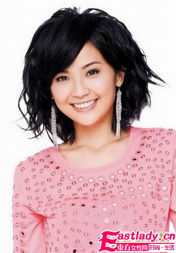 圓臉女性的化妝技巧