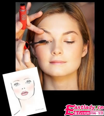 美寶蓮裸妝怎么化