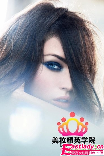 藍色妝容大解密 做個迷人 藍精靈