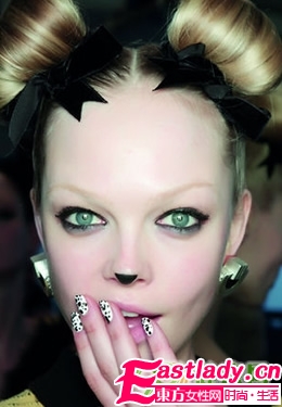 野性的動物妝容 不一樣的你