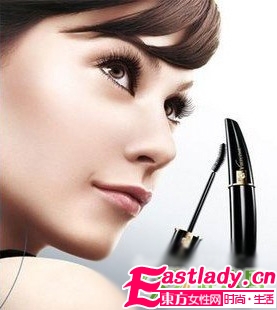 今年流行金棕眼妝