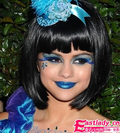 群星效仿 藍(lán)精靈 俏美妝