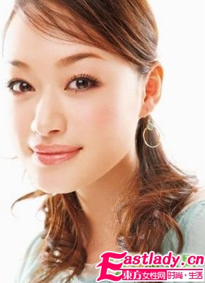 2010春季3款最熱門(mén)的OL妝容