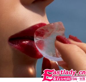 4步驟畫出不俗氣的紅唇妝