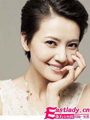 8位彩妝達(dá)人教你底妝換季技巧