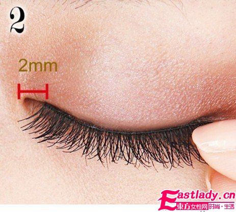 攻破8大假睫毛魔鬼細(xì)節(jié) 擁有一雙 植睫級 電眼