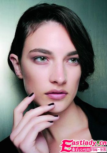 女人的彩妝男人看不懂