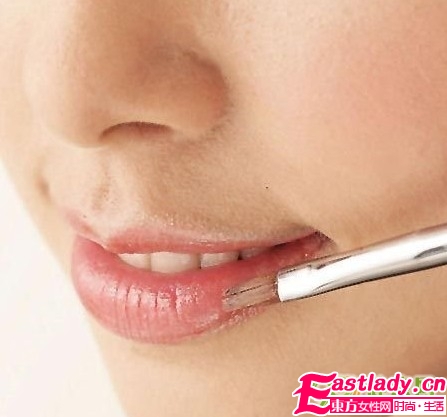 典雅高貴的湖水藍眼妝