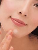 快速祛除臉部黯淡化妝技巧