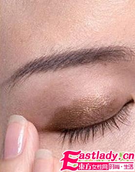 菜鳥(niǎo)如何打造完美煙熏妝