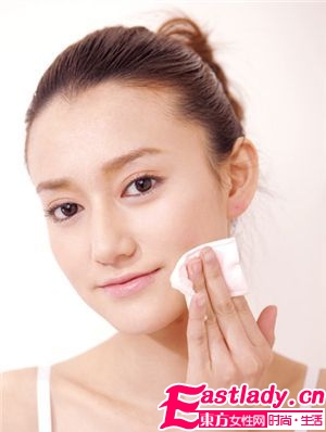 化妝水是固定用一種好 還是經(jīng)常換好