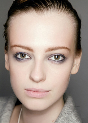 炎炎夏日  好色 趁早  妝 出個(gè)大美人