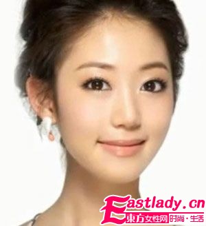 春節(jié)[妝]出乖巧穩(wěn)重感 拜見未來爸媽