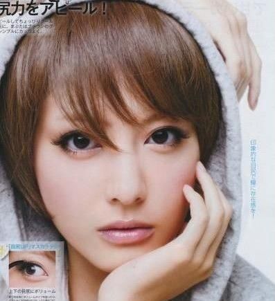 基礎(chǔ)眼妝教學(xué) 成就雙面氣質(zhì)