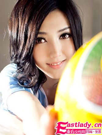 輕熟女相親 妝 出小鳥依人感