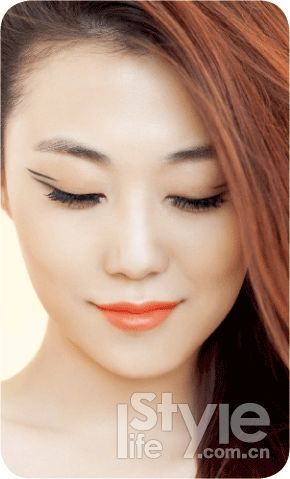 盛夏彩妝look定有你沒(méi)發(fā)現(xiàn)的秘密