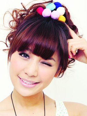 甜美鄰家女孩自然妝  讓他一眼就記住你