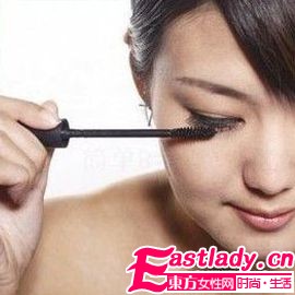 菜鳥也能會(huì) 輕松8步完成自然出街妝