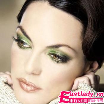 閃耀金屬妝 成為Party耀眼女王