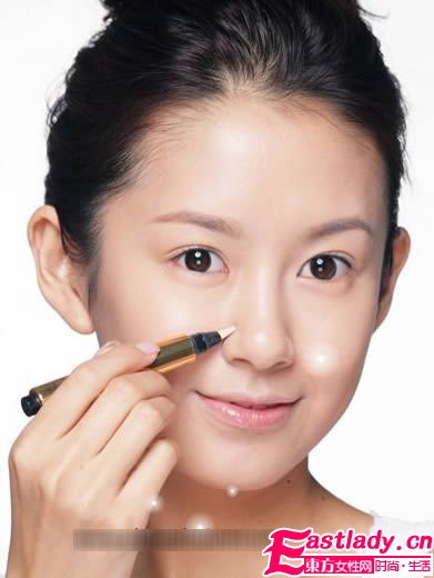 光影技法 打造無(wú)暇立體小顏底妝畫(huà)法