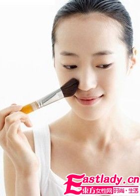 擺脫脫妝大困擾 2分鐘魅力重現(xiàn)