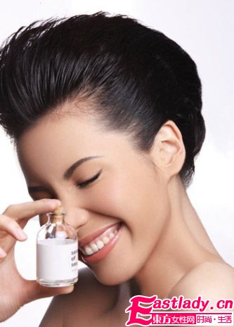 精致偽 妝 術(shù)消滅熟女所有問題