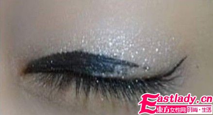 蝌蚪眼妝 圓單眼皮MM瞬間放大夢(mèng)想