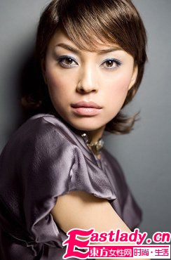 新年新開始 輕熟女冷暖平衡扮嫩妝