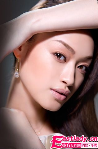 精致偽 妝 術(shù)消滅熟女所有問題