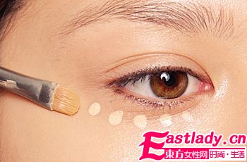 冰藍圣 妝 化身派對冷艷Queen