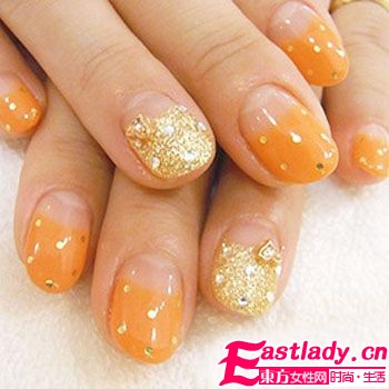 日系法式美甲 指尖亮色輕盈綻放