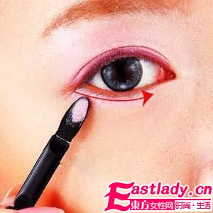 眼妝新時(shí)代 瞬間放大無(wú)限量