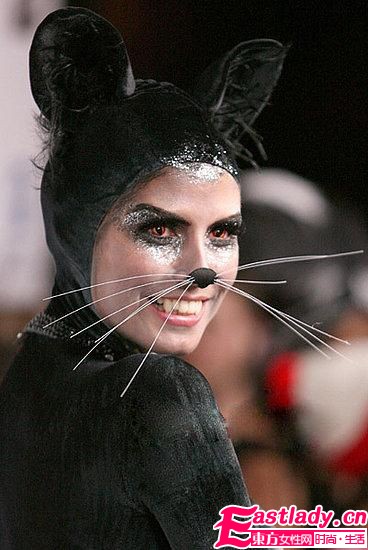 雷人無罪 看好萊塢明星玩轉(zhuǎn)萬圣節(jié)