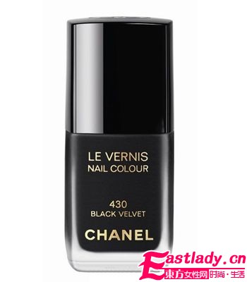 中秋跟潮歐美 選最I(lǐng)N深色甲油