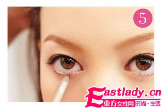 玩 妝 高手 圣誕夜邂逅夢(mèng)中他