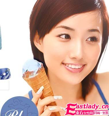 熱戀純情美甲 溫柔女生如花綻放